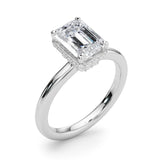 Bague de fiançailles taille émeraude à double halo caché