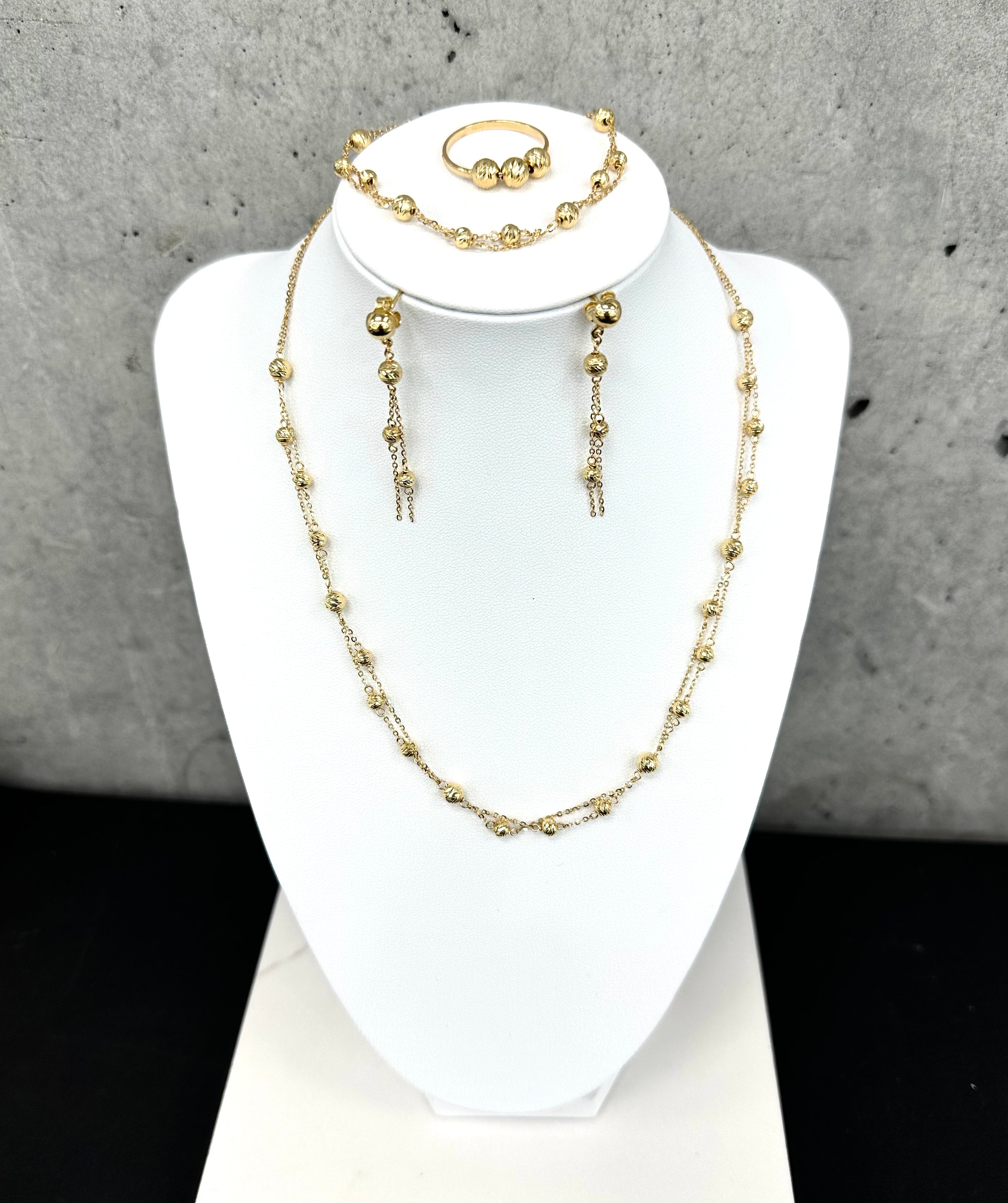 18K Gold Bead Ensemble