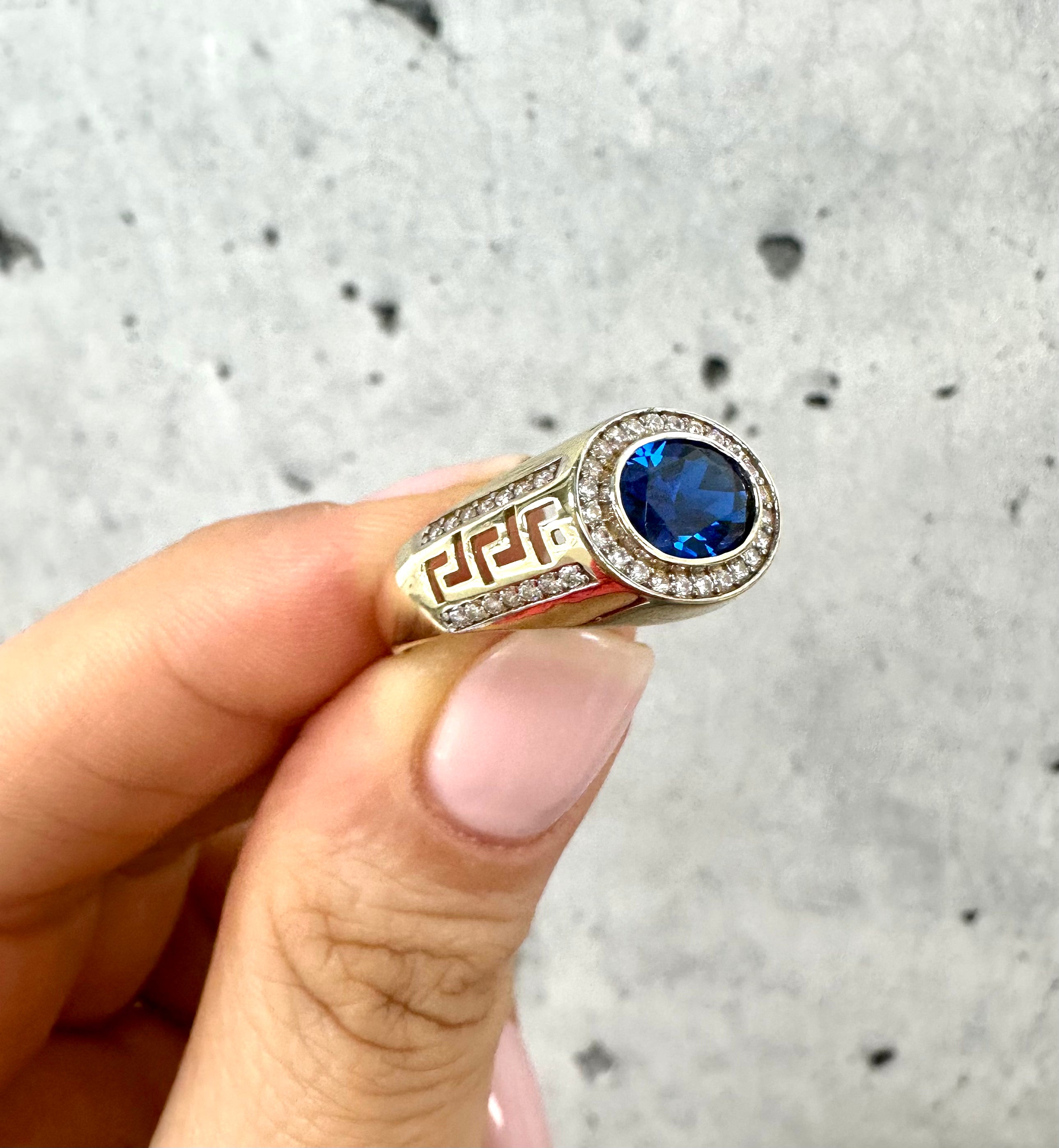 Blue Oval Sapphire Ring 10K Gold