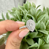 Bague de fiançailles diamant forme poire Halo