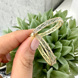 Oval Hoop Earrings 10K Gold