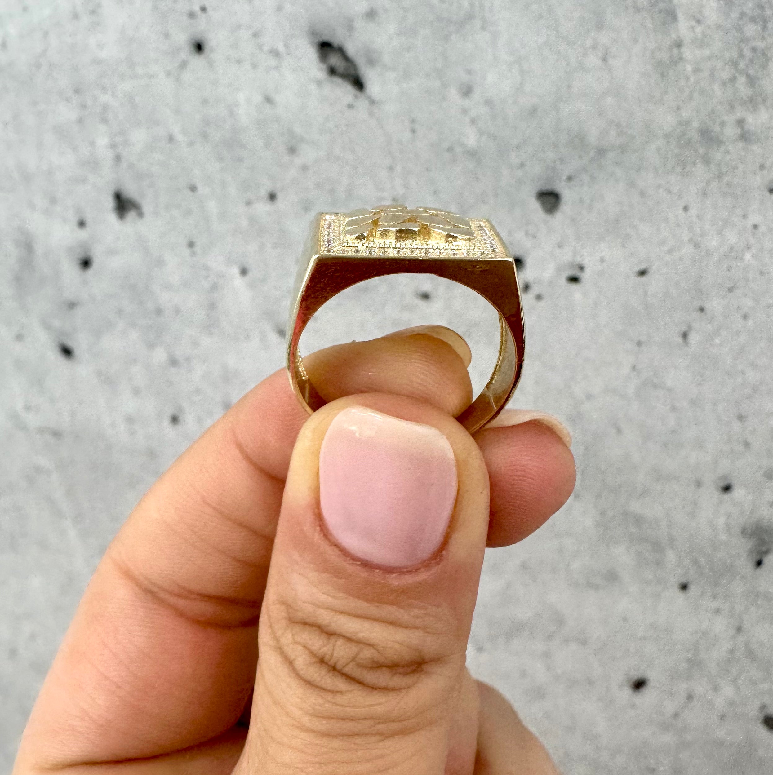 Rock Ring 10K Gold