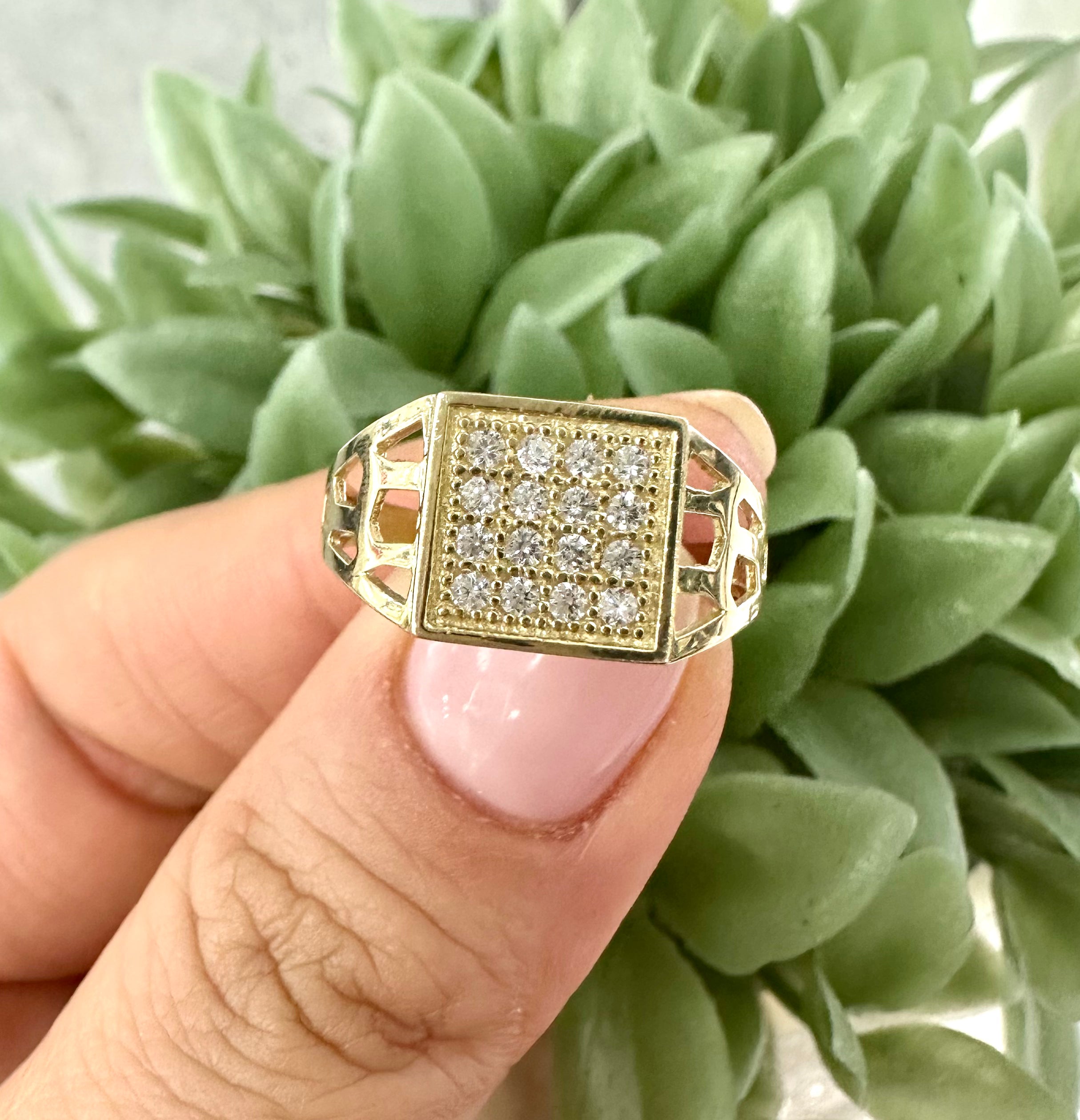 Stone Square Ring 10K Gold