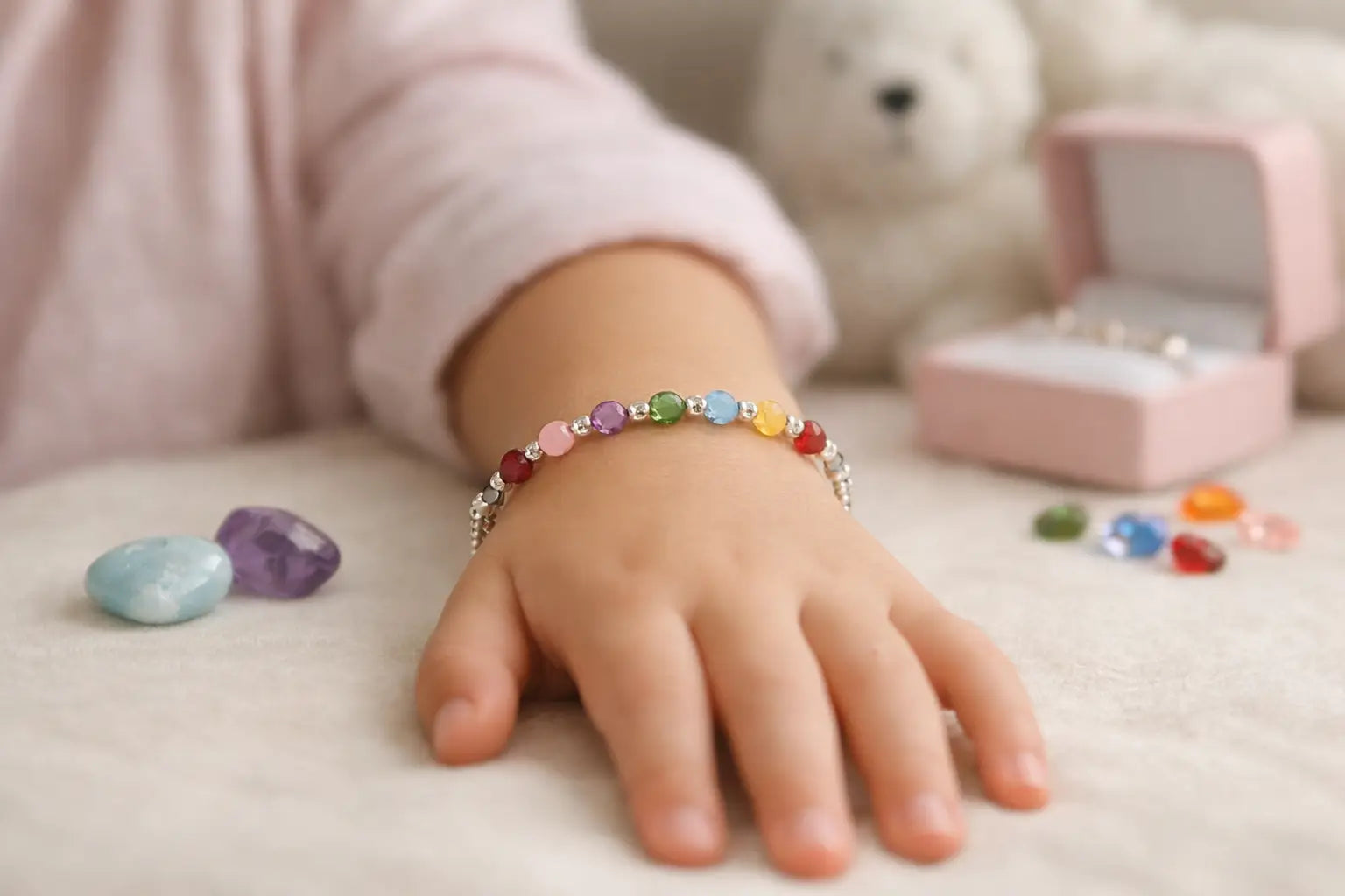 How to Choose a Kids Birthstone Bracelet