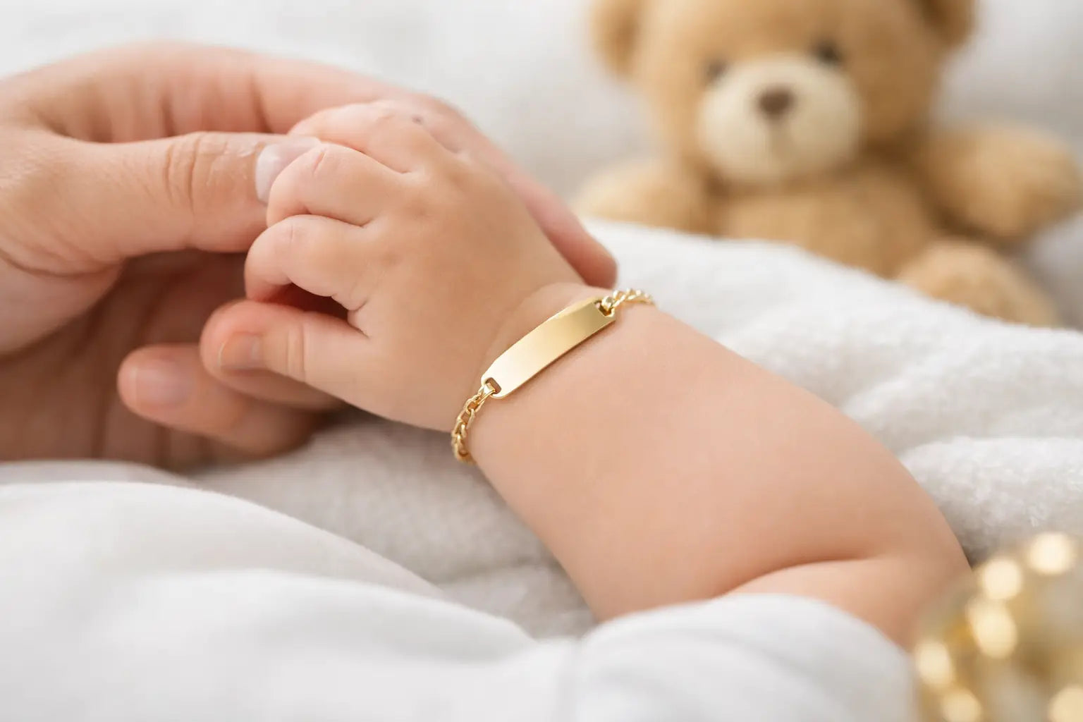 Choosing a Baby ID Gold Bracelet That Lasts