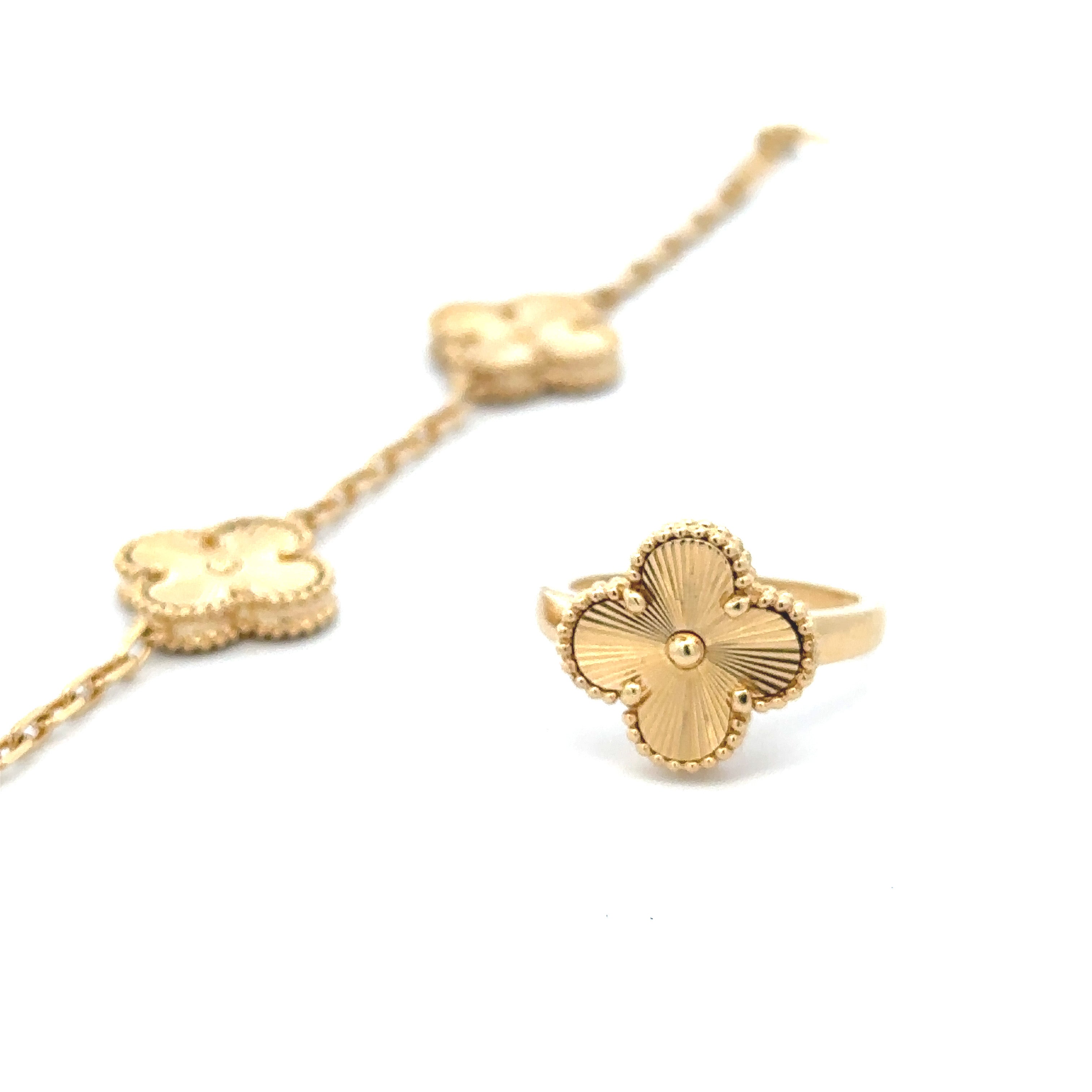 Large Clover 18K Yellow Gold