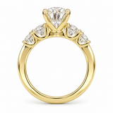 Bague à diamants poire et ovales — BeJolie Éclat