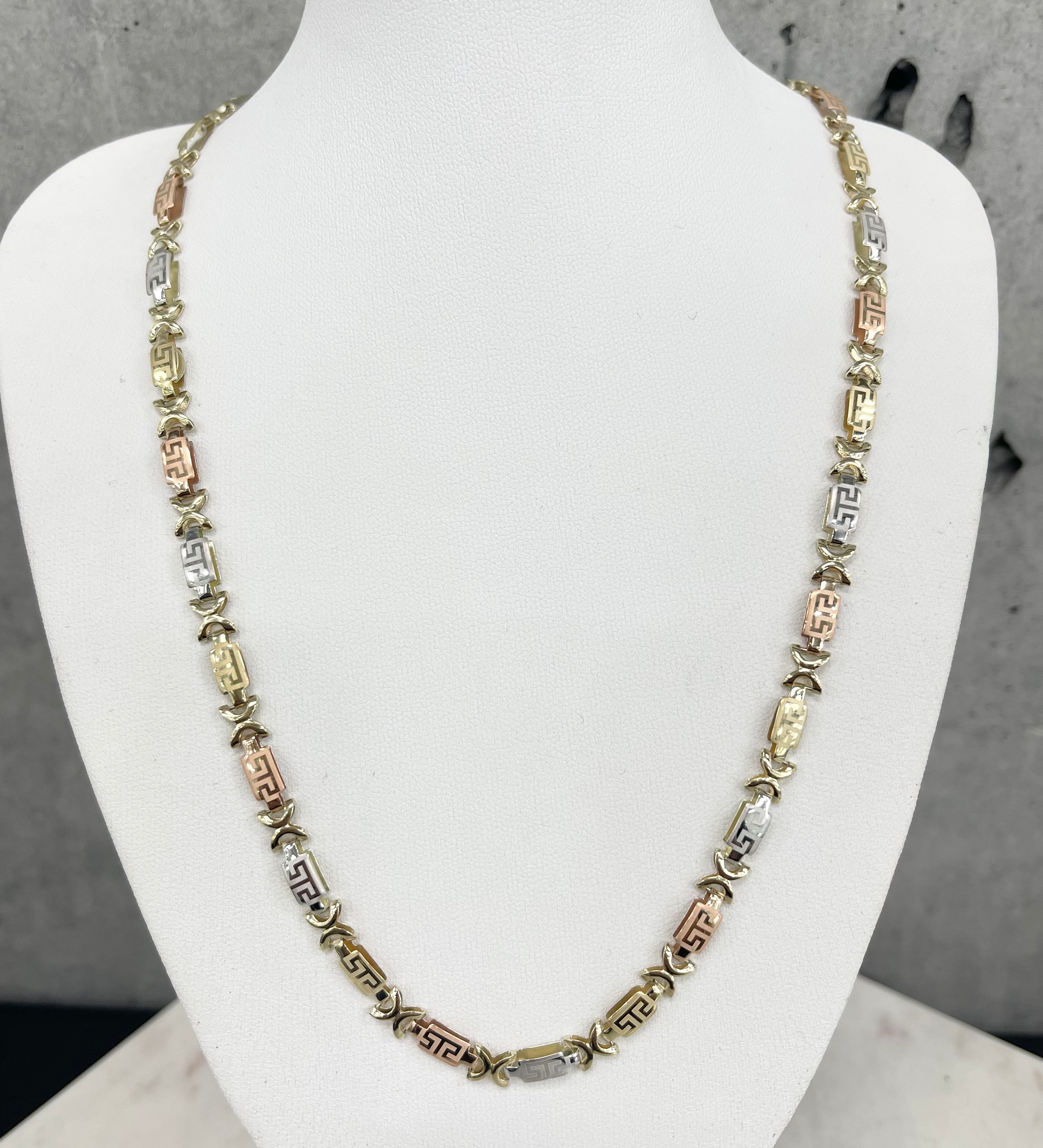 10K Gold Medusa Necklace Ensemble Long Links