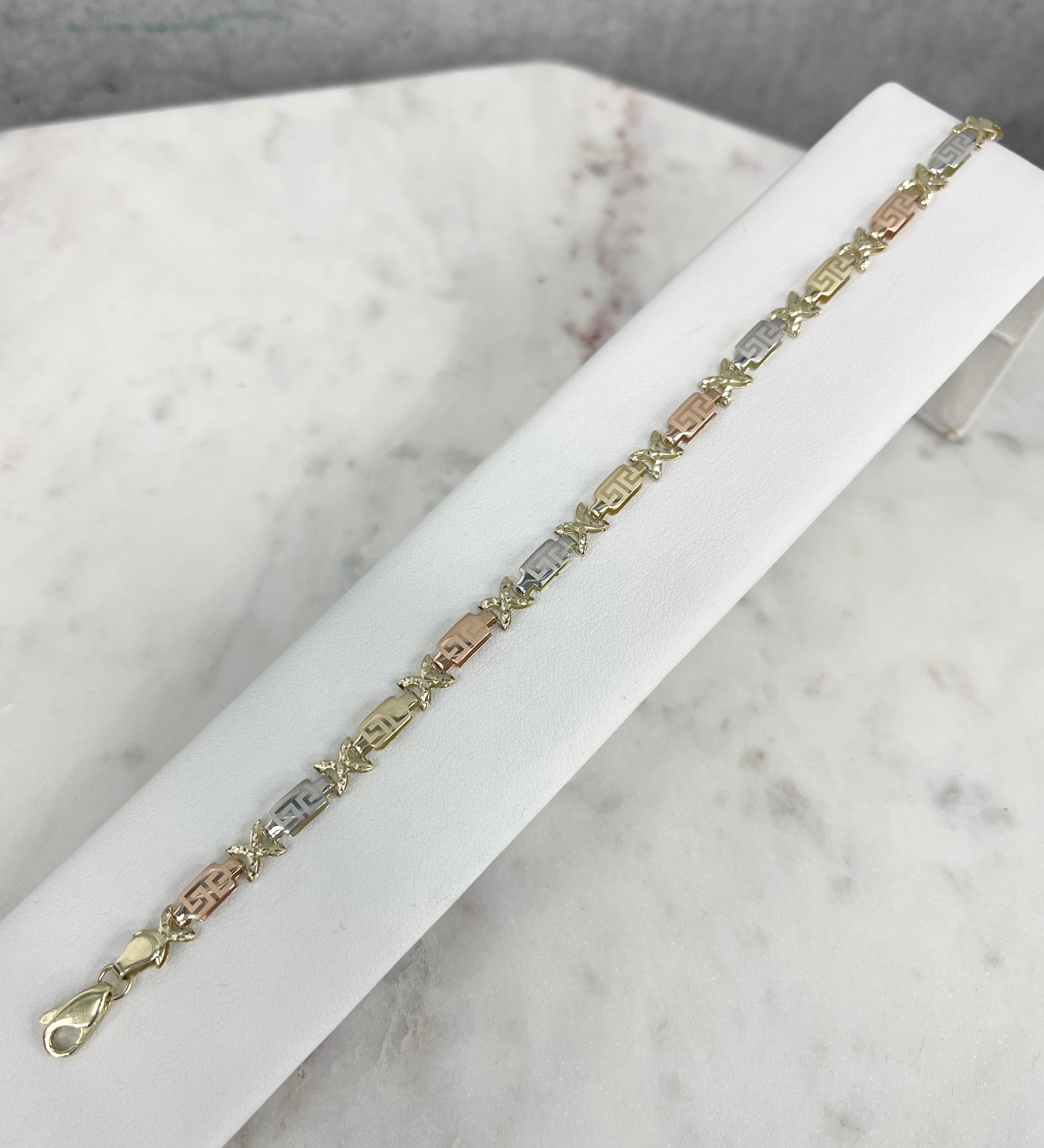 10K Gold Medusa Necklace Ensemble Long Links