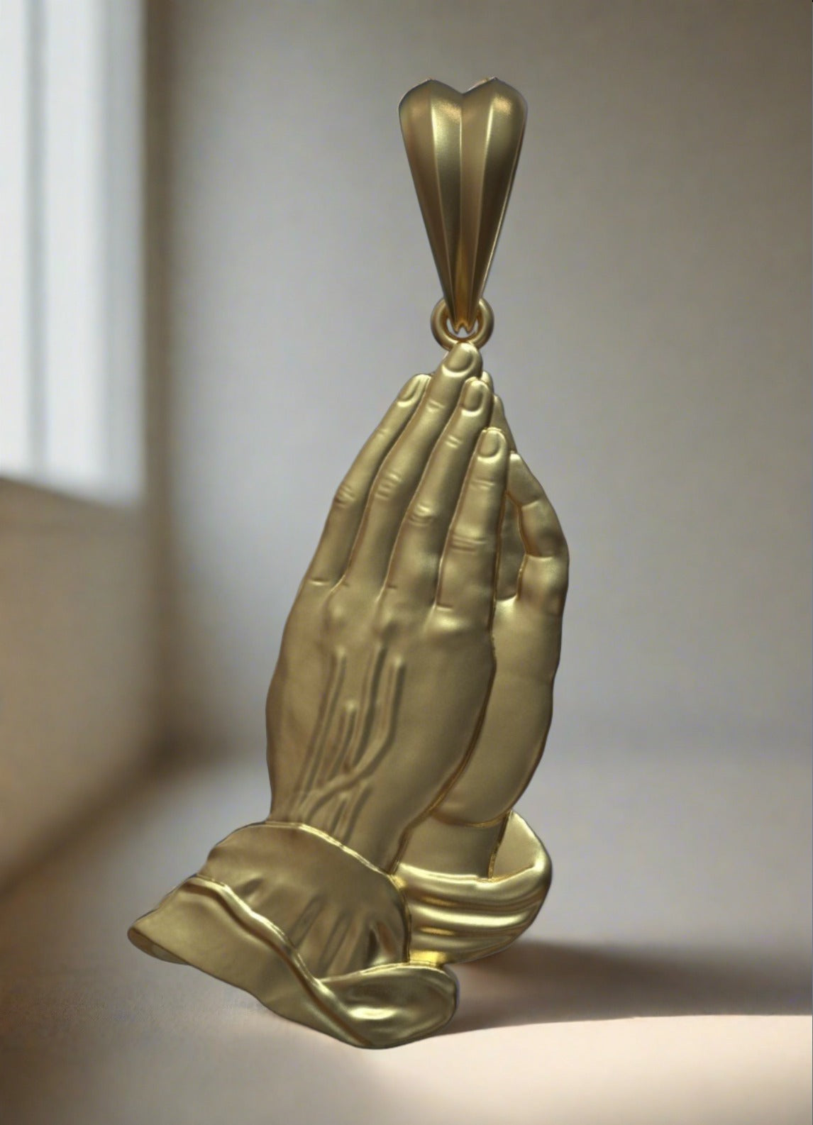 Praying Hands Gold Pendant 14K