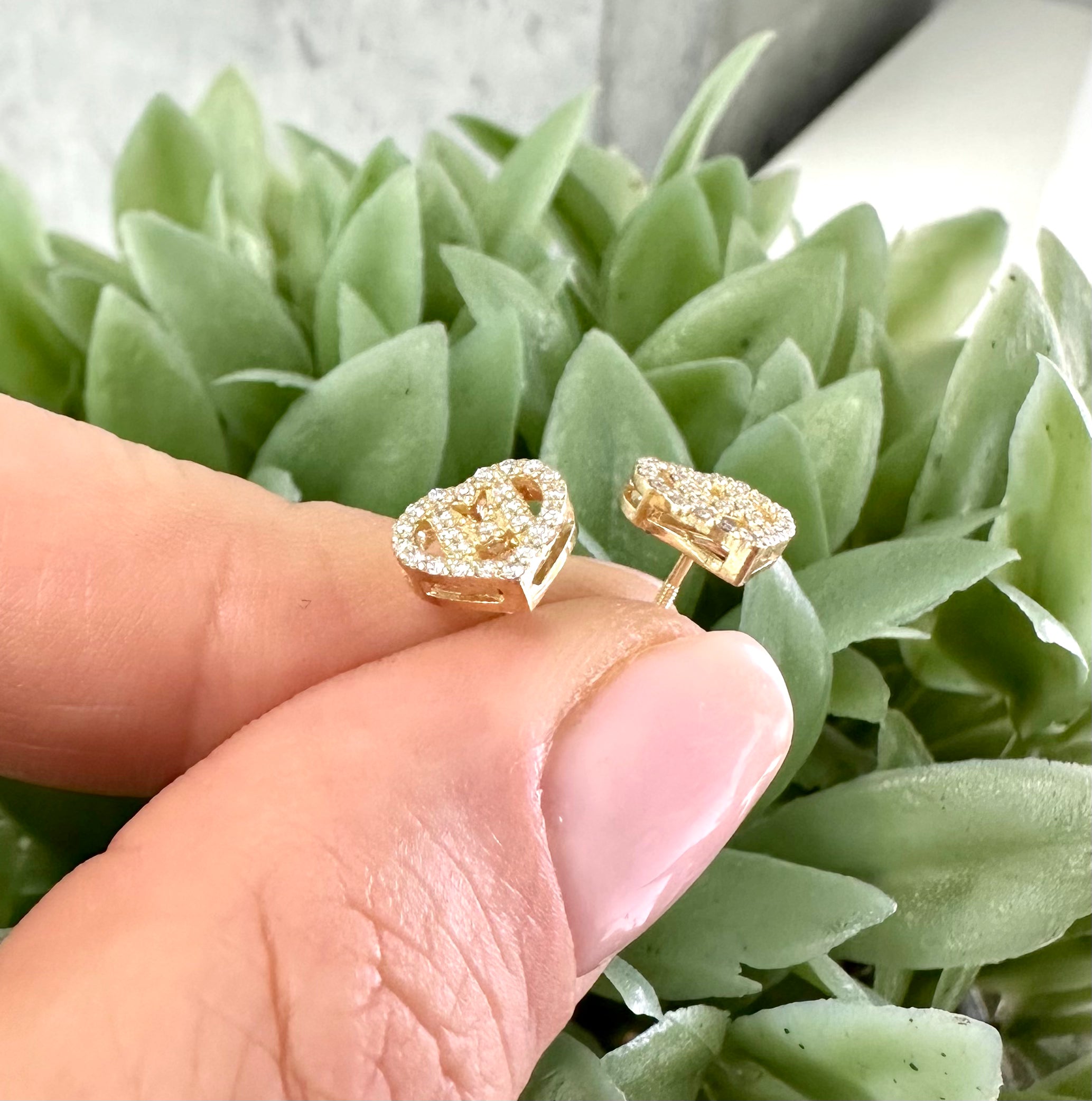 Initiales en diamant en forme de cœur en or 14 carats