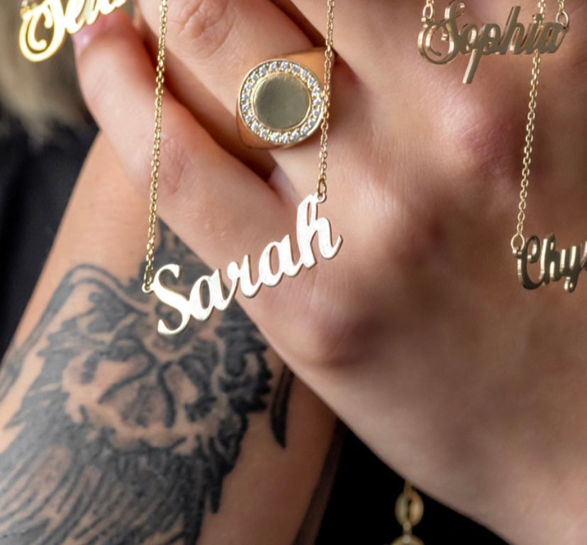 Cutie Name Necklace Solid Gold