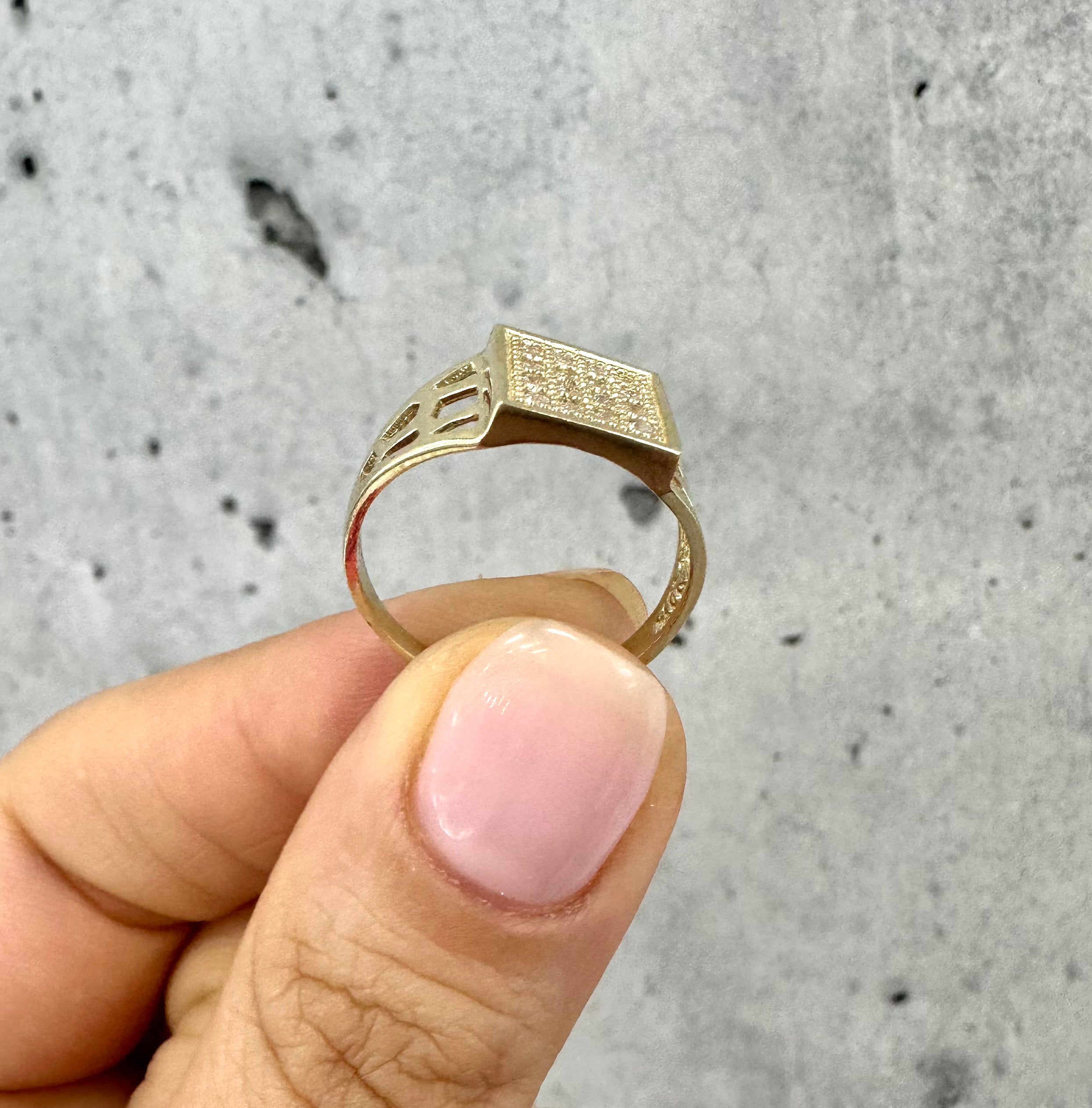 Stone Square Ring 10K Gold