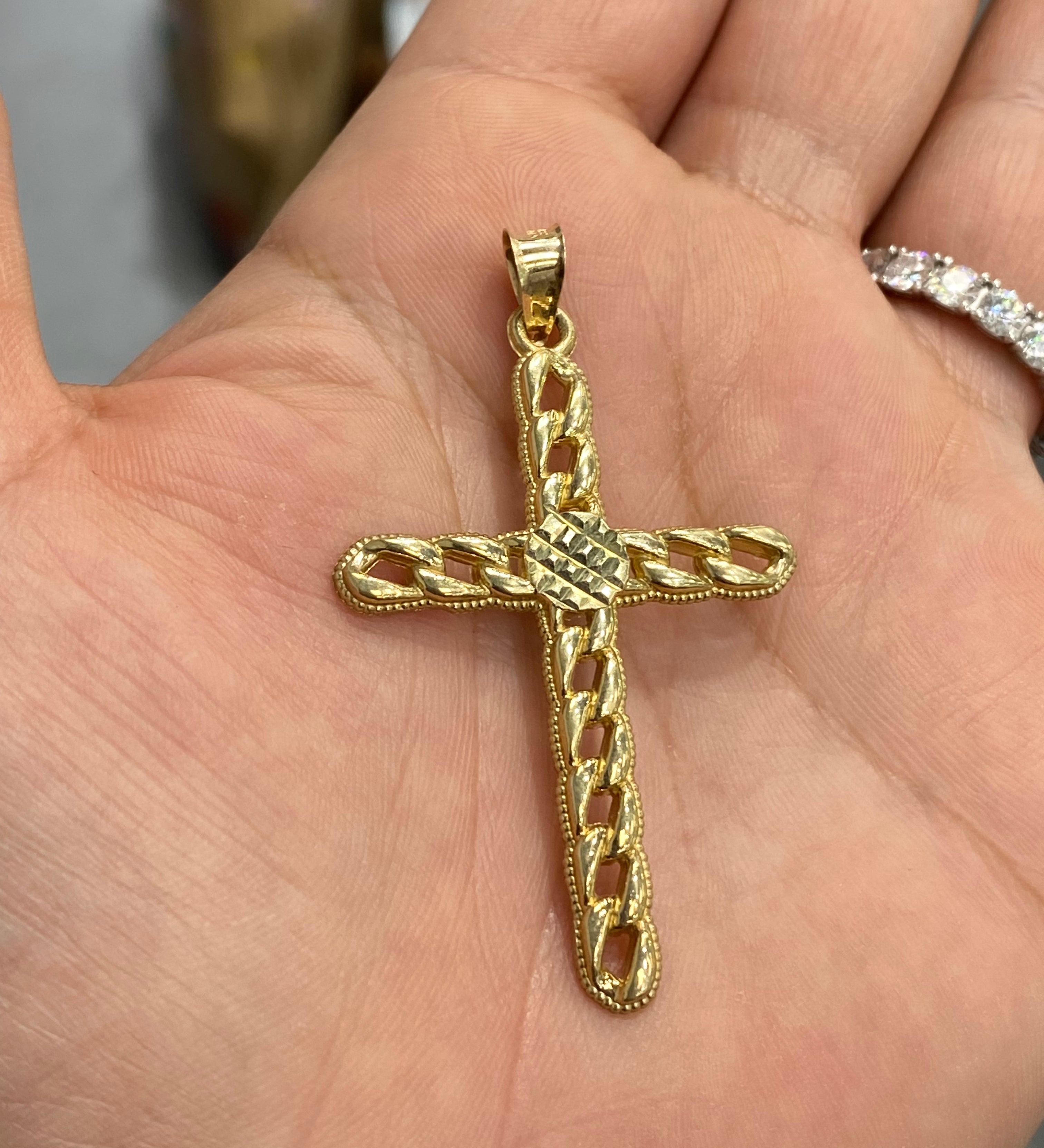 Circle Cut Cross Pendant 10K Gold