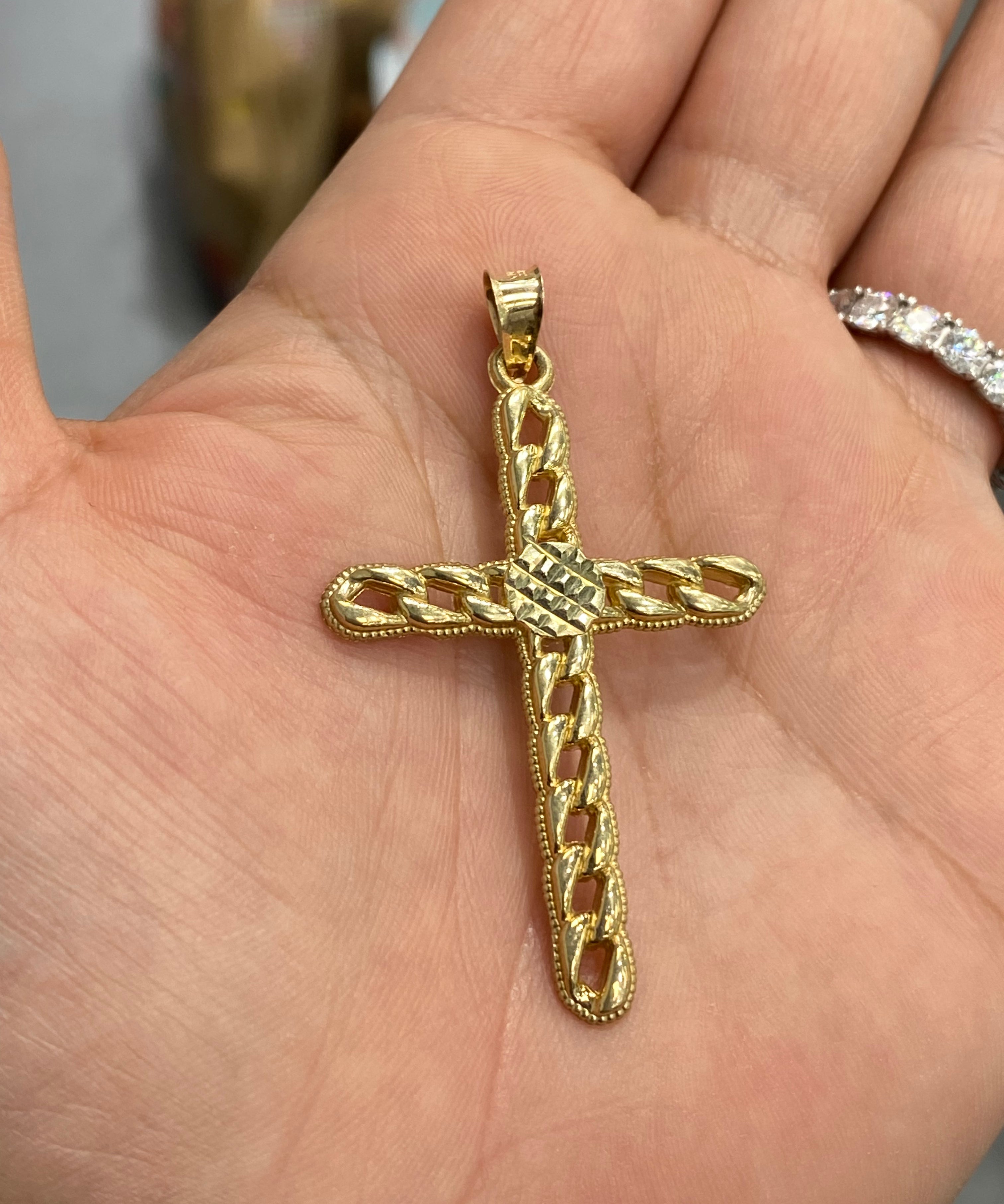 Pendentif Croix Coupe Cercle Or 10K