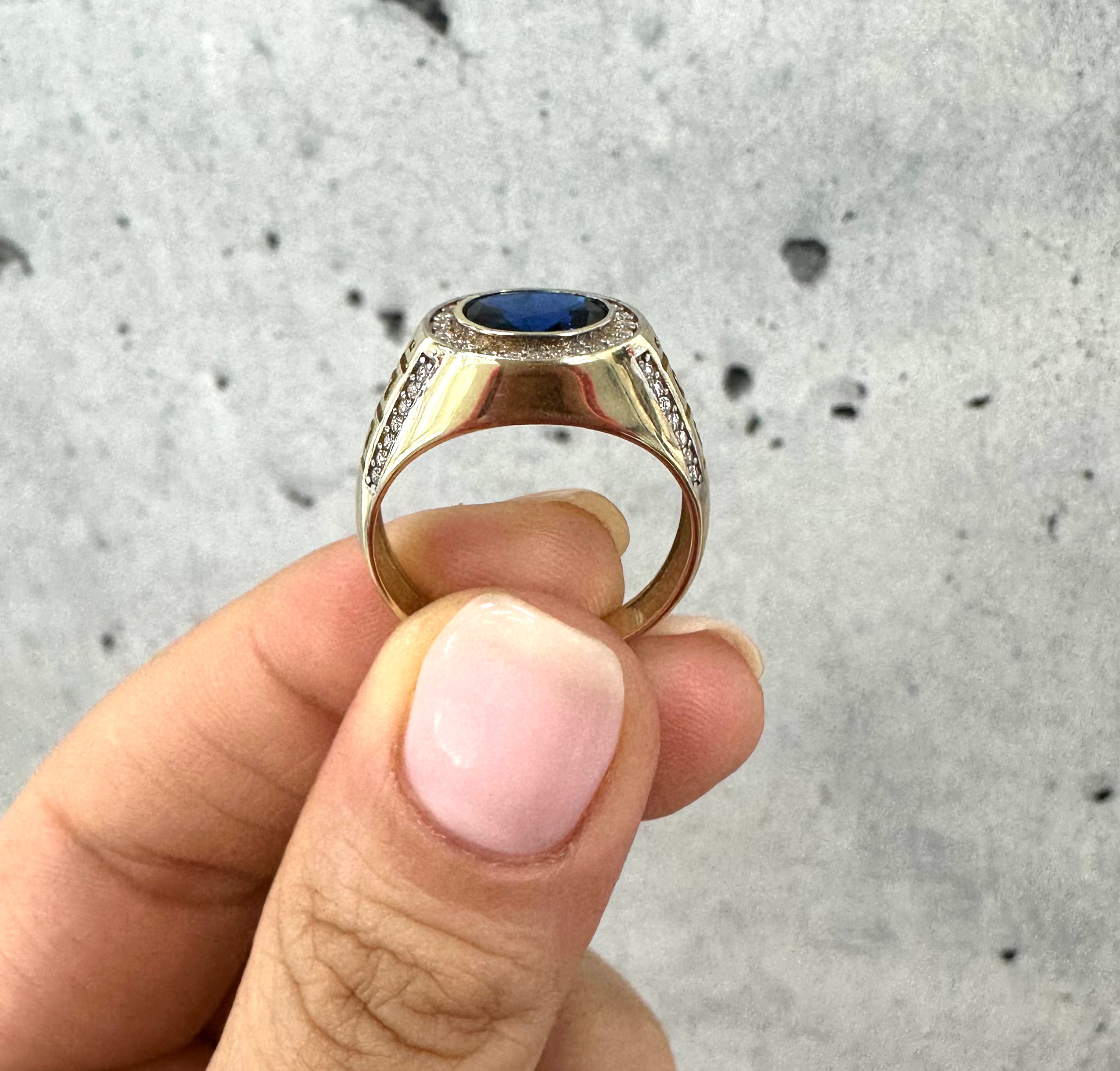 Blue Oval Sapphire Ring 10K Gold Be Jolie