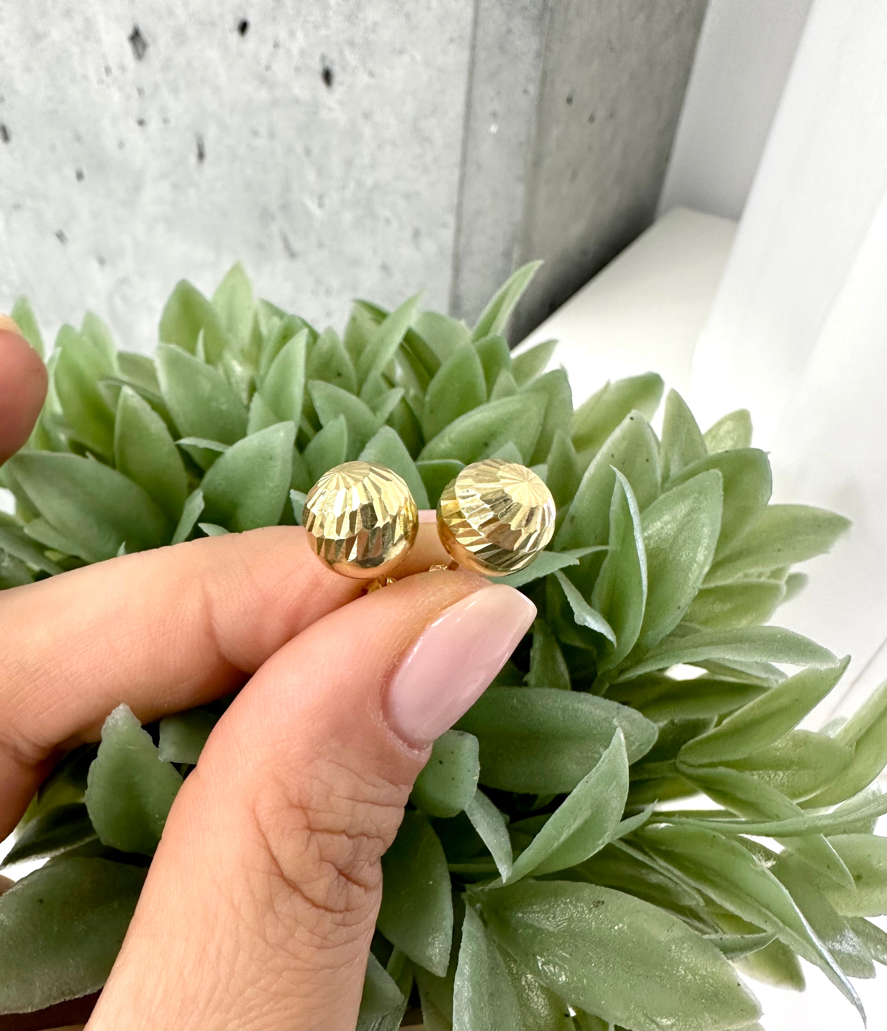10MM Ball Earrings In 10kt Yellow Gold